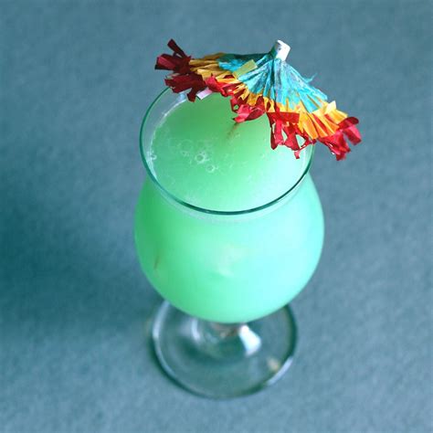 Hpnotiq Breeze Malibu Rum Drinks Tropical Cocktail Recipes Hpnotiq