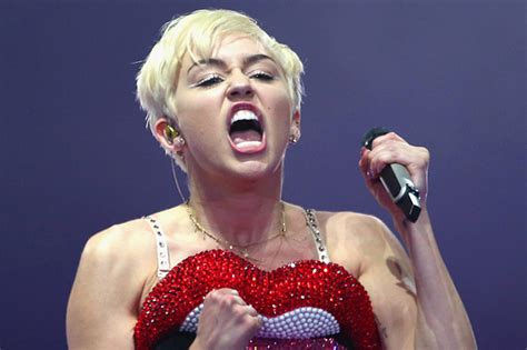 Miley Cyrus Concert Banned In The Dominican Republic