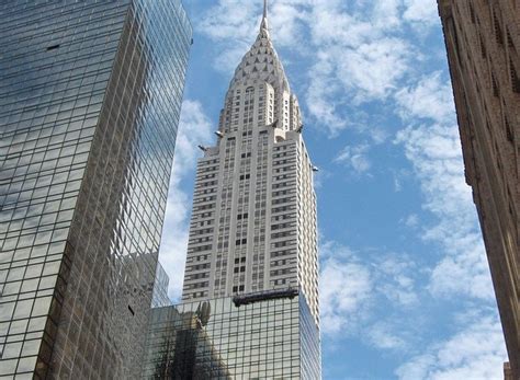 Chrysler Building O Famoso Arranha Céu De Nova York Está à Venda