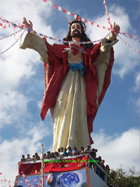 Maybe you would like to learn more about one of these? Cristo Rey El Presidio, Tezonapa | MÁSNOTICIAS