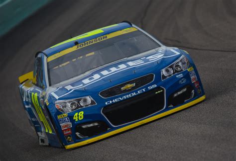 Nascar's most popular driver struggled with his balance and vision for weeks last year. Jimmie Johnson Eyes Seventh Cup Title - The Podium Finish