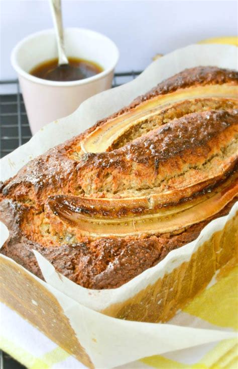 Healthy vegan banana bread with only 7 ingredients, oats ...
