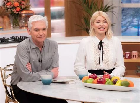 This Morning Fans Say Phillip Schofield S Replacement Is Perfect Fit