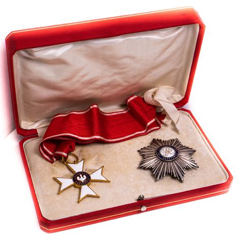 Krzyż orderu polonia restituta 5 klasy. Krzyż Polonia Restituta II klasy 1918 z gwiazdą ...