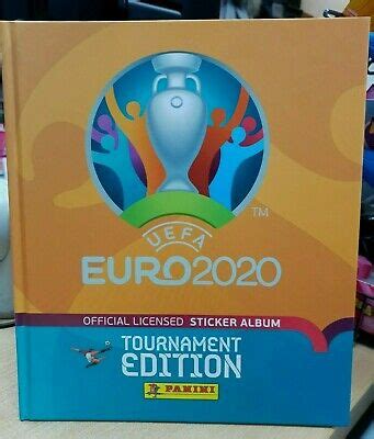 Dazu verschenkt panini das sammelalbum an ausgewählten standorten und stellt zudem. Panini UEFA EURO 2020 Tournament Edición De Tapa Dura ...