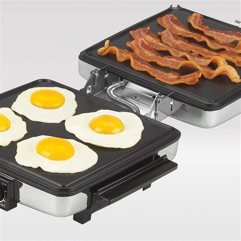 It has two large cut slots that help you make two sandwiches simultaneously. Black & Decker Sandwich Maker Waffle Maker/ Grill/ Griddle ...