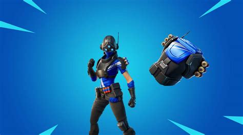 There's a free new fortnite pack available to playstation plus members. Fortnite Free PlayStation Plus Celebration Pack - Trilogy ...