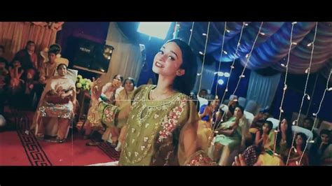 Pakistani Tiktoker Girl Ayesha Mano Full Dance Video Hd Mera Dil Ye