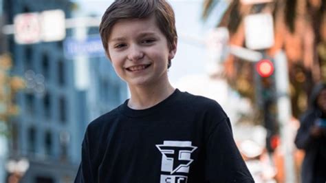 Fortnite battle royale new leaked skin onesie aka female durr burger skin with all popular dance emotes showcase. Banned Fortnite Streamer Admits He's 12, Streams On ...