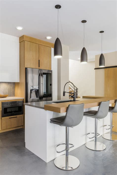Modern Kitchen Meshes Wood & White Acrylic - Contemporary ...