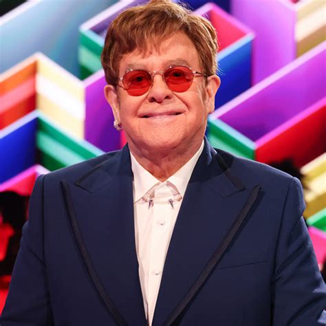 Elton John Reveals His Favorite And Least Favorite Fashion Moments
