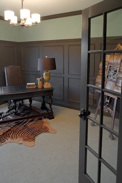 7 Beautiful Dark Wainscoting Ideas - Decorchick!
