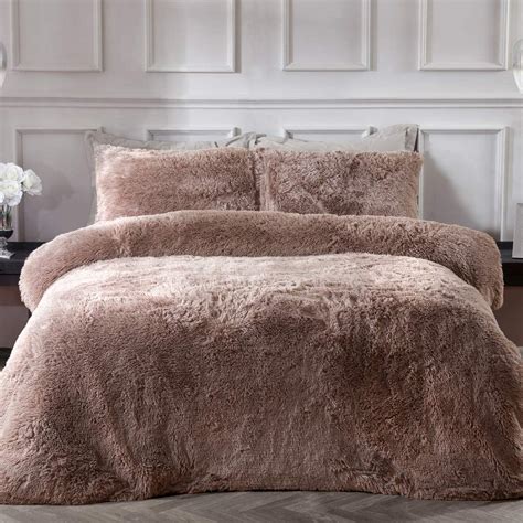 Sleepdown Fleece Luxury Long Pile Faux Fur Mink Super Soft Easy Care
