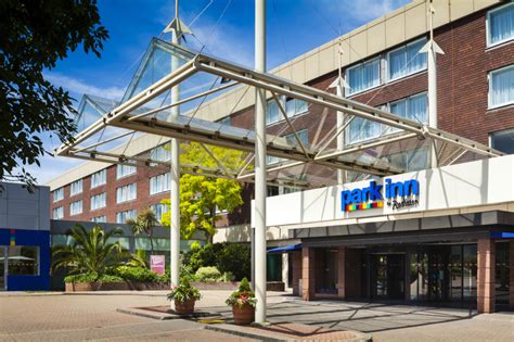 Radisson hotel & conference centre london heathrow is a 4* hotel and is brand new to the uk in 2020, bringing its proud scandinavian heritage to london heathrow. Park Inn By Radisson London Heathrow Hotel (London) from £ ...