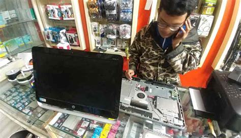 Servis laptop, alat rebal chipset. Bingung Untuk jasa service komputer Jakarta pusat Ini ...