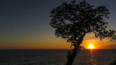 Kolam renang pertama berupa air panas alami, yang ke dua adalah kolam air dingin. Tiket Masuk Candi Umbul Magelang - Harga Tiket Masuk Candi ...