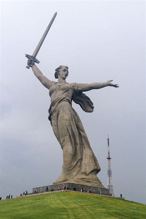 Mother Russia Statue In Volgograd Largest Female Statue In The World