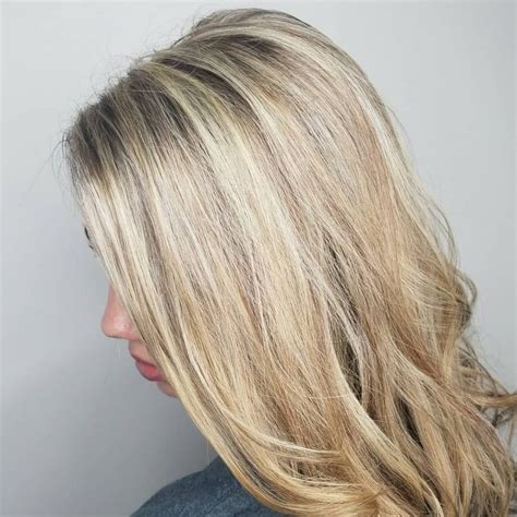 Because they emulate the different tones that naturally occur in our hair, they're perfect for breaking up block colours and making those with dyed blonde hair look more natural. 28 Blonde Hair With Lowlights You Have to See in 2021