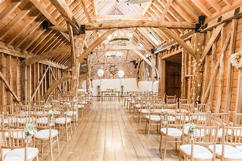 If you're looking for a unique and elegant venue with excellent customer service, this is the best place. How To Find Perfect Barn Wedding Venues - Tengallonhat Winery