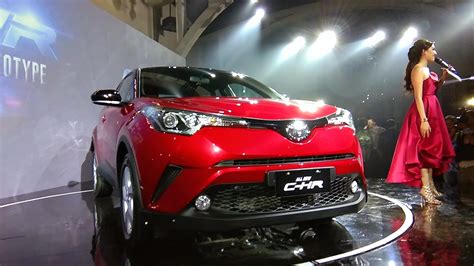 Sedikit lagi sampai rp 500 juta. Harga Hampir Setengah Milyar, Toyota C-HR Hanya untuk ...