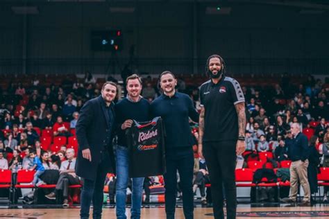Leicester Riders Renew Partnership With Everything Branded Riders