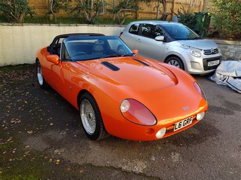 To fulfill its obligations and put the griffith into production, tvr attempted to raise £25 million by issuing bonds on the euronext dublin, ireland's main stock exchange, through irish firm audacia capital. 1993 TVR Griffith 500 For Sale | Car And Classic