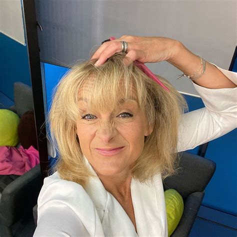Louise minchin is living a happy married life with her husband since 1998; Louise Minchin on Instagram: "Good morning and hooray only a week to go before my hairdresser ...