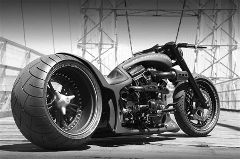 Biker Build Off By Hardcore Cycles Moto Custom Blog Harley Davidson