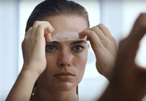 Bizarre Celebrity Beauty Hacks We Want To Try Immediately 247 Mirror