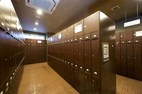 Read our tokyo capsule hotel guide with details on what they are, what to expect, and recommendations. Capsule Hotel Anshin Oyado Premier Tokyo Shinjuku Station $78 ($̶9̶1̶) *AWARD WINNER* 2018 ...