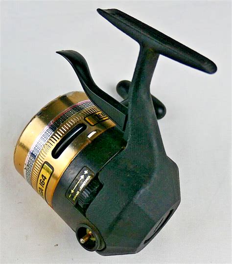 Zebco Omega Spincasting Reel Under Rod Trigger Fishing Collectible