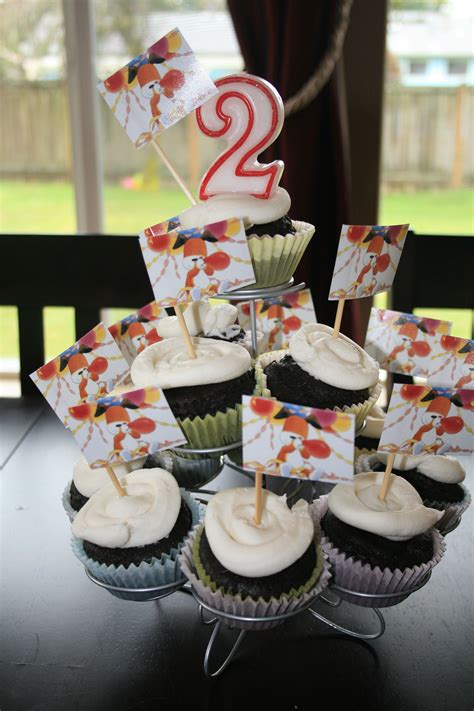 Cook for 18 min in 270 degrees celcius. Kipper cupcake flags we made for Bubby's bday (on gluten-free, dairy-free, soy-free cupcakes ...