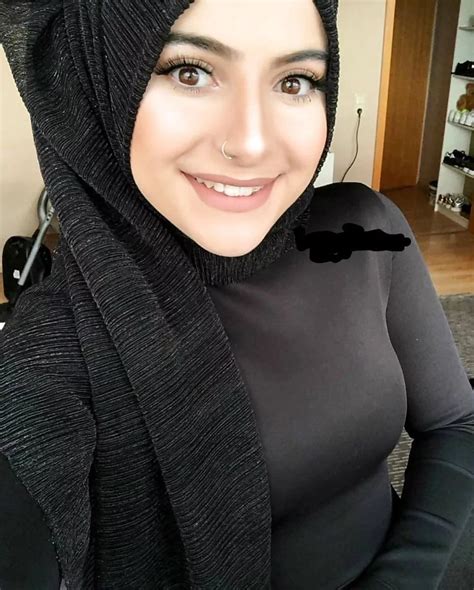 Pin By Mohammad Qadasi On Hijab Niqab Muslim Women Hijab Arab Girls Hijab Arabian Beauty Women