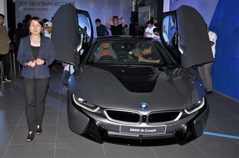 Drive the brand new model from bmw and feel what its like to ride in the revolutionary and efficient sports car rental. New BMW i8 Coupe Launched In Malaysia - Autoworld.com.my