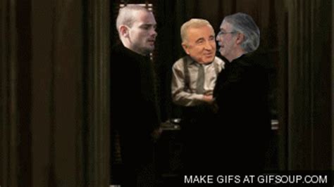 Please use karma decay to see if your gif has already been submitted. Wesley Sneijder GIF - Find & Share on GIPHY