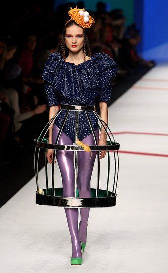 Cage Dress And Bird Nest Hat Weird Fashion Fashion Fashion Week