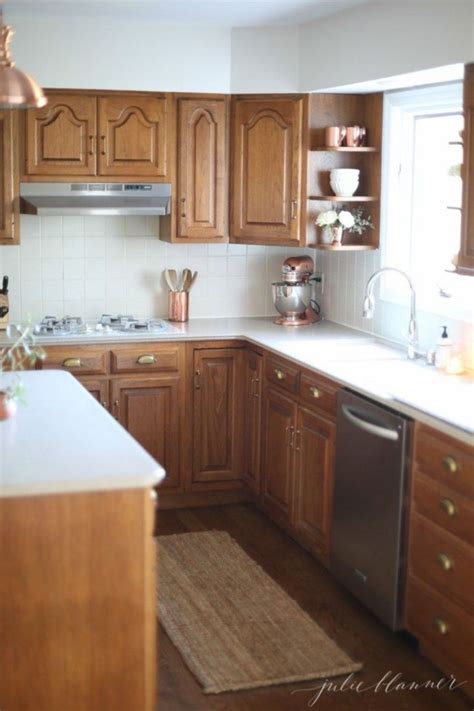 25+ Charming Kitchen Cabinet Decorating Ideas Using Oak Trees — Design