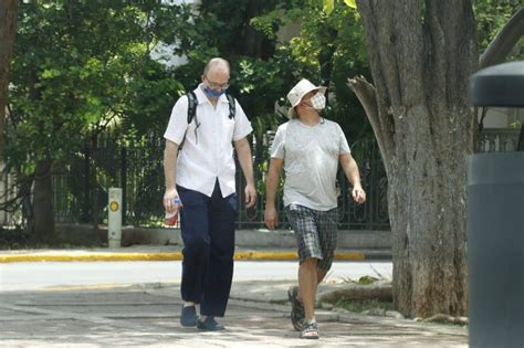 Las autoridades informaron este jueves 5 de noviembre que el semáforo de riesgo epidemiológico en yucatán se mantendrá 15 días más en color naranja. Se cumplen 5 meses del primer caso de Covid: hoy, semáforo ...