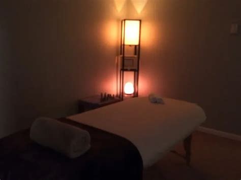 Book A Massage With Escape Tranquility Spa Dekalb Il 60115