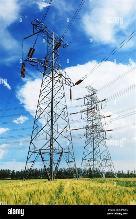 High Voltage Power Lines Energy Hi Res Stock Photography And Images Alamy