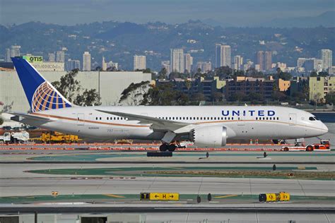 United Airlines Will Launch Nonstop Service Between Los Angeles And