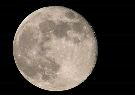 Clear skies over the uk on friday will. Super Harvest Moon in Toronto tonight!