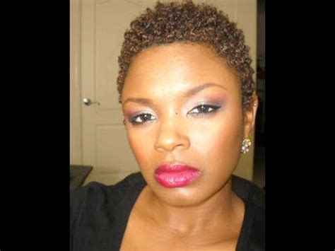 Not sure if i could ever pull this off. TWA: DEFINING MY CURLS (Requested) - YouTube