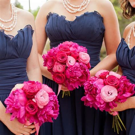 This bridesmaid chose a bright pink dress and carried a complementary bouquet featuring hot pink the bridesmaids' bouquets featured shades of light pink and green. Kaitlyn's bridesmaids wore navy blue strapless dresses ...