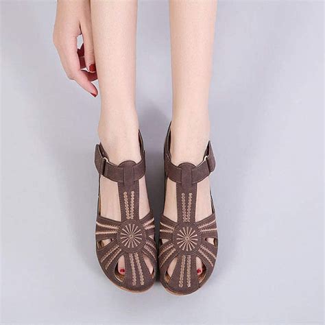 Simple Science: How to Make a Volcano with Kids