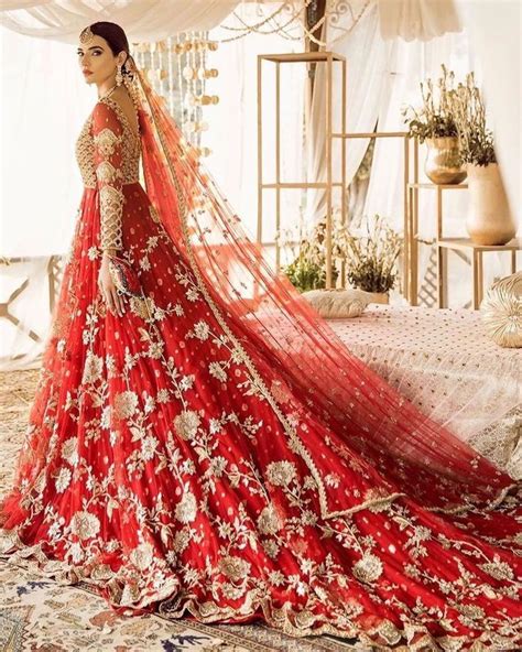 This Beautiful Red Lehenga Is Making Us Go 😍😍 Red Bridal Dress Asian Bridal Dresses Bridal