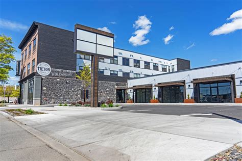 105 S 1st St, Yakima, WA 98901 | Crexi.com