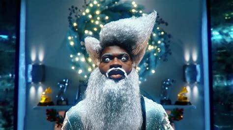 You can copy any lil nas x roblox id from the list below by clicking on the copy button. Lil Nas X 'Holiday' Video: Plays Santa, Celebrates ...