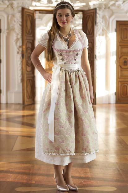 Brautkleider online bestellen second hand kleider markt große auswahl umfassende.interessierst du dich hochwertige brautkleider, die komplett in deutschland hergestellt wurde? Dirndl für Standesamt | Trachtenoutlet24.de