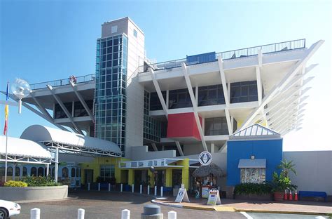 Petersburg pier, officially known as the st. St. Petersburg Pier - Wikipedia